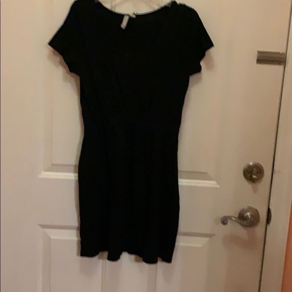 Black elastic waist Old Navy dress. Size XS.